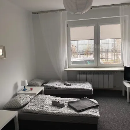 Czecha Hostel *