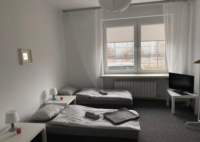 Czecha Hostel *